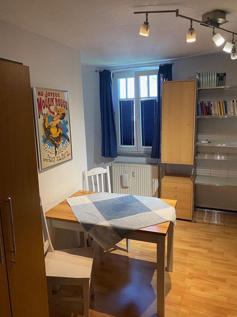 Prenájom bytu 2-izbový 48 m², Achern, Bádensko-Wurttembersko Prenájom bytu 2-izbový 48 m², Achern, Bádensko-Wurttembersko