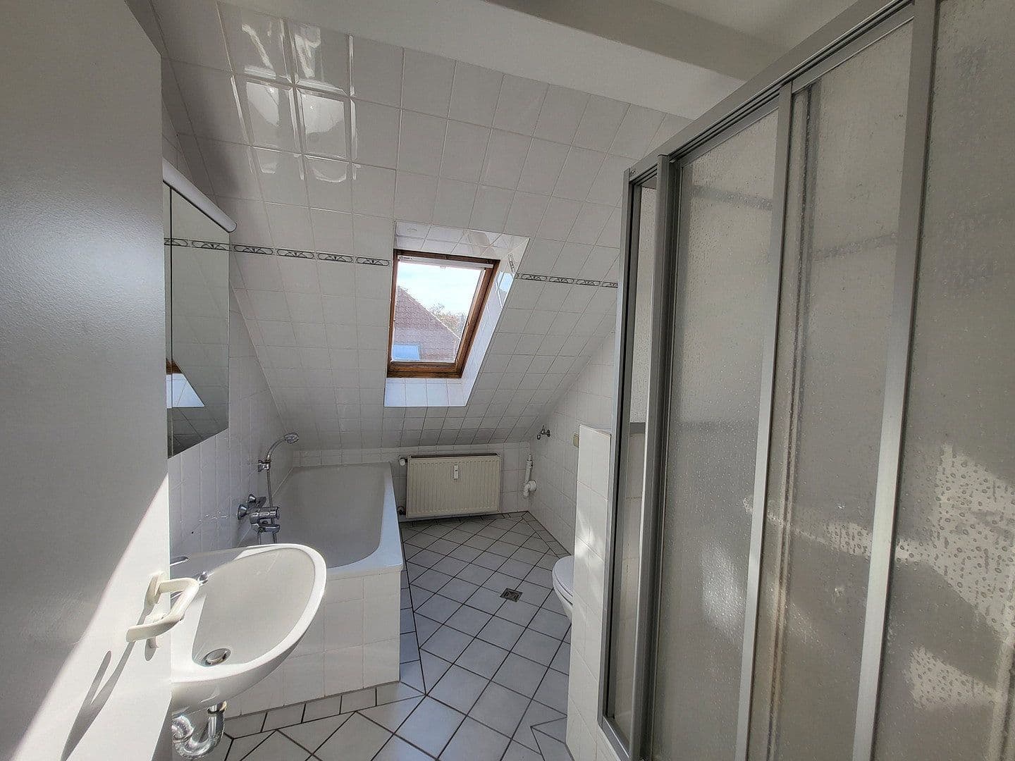 Prenájom bytu 3-izbový 1 m², Baurat-Gerber-Straße 18, Göttingen, Dolné Sasko Prenájom bytu 3-izbový 1 m², Baurat-Gerber-Straße 18, Göttingen, Dolné Sasko
