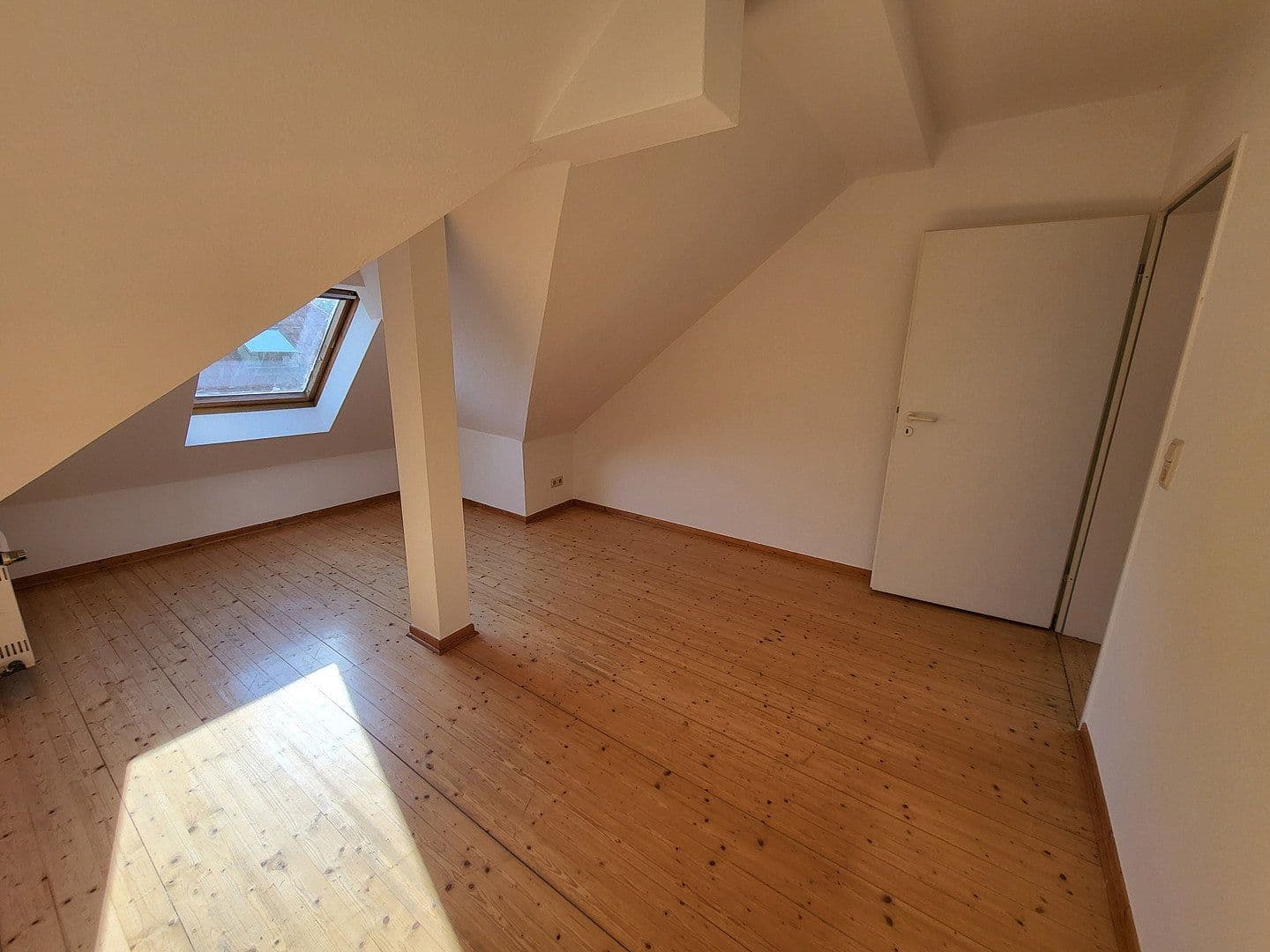 Prenájom bytu 3-izbový 1 m², Baurat-Gerber-Straße 18, Göttingen, Dolné Sasko Prenájom bytu 3-izbový 1 m², Baurat-Gerber-Straße 18, Göttingen, Dolné Sasko