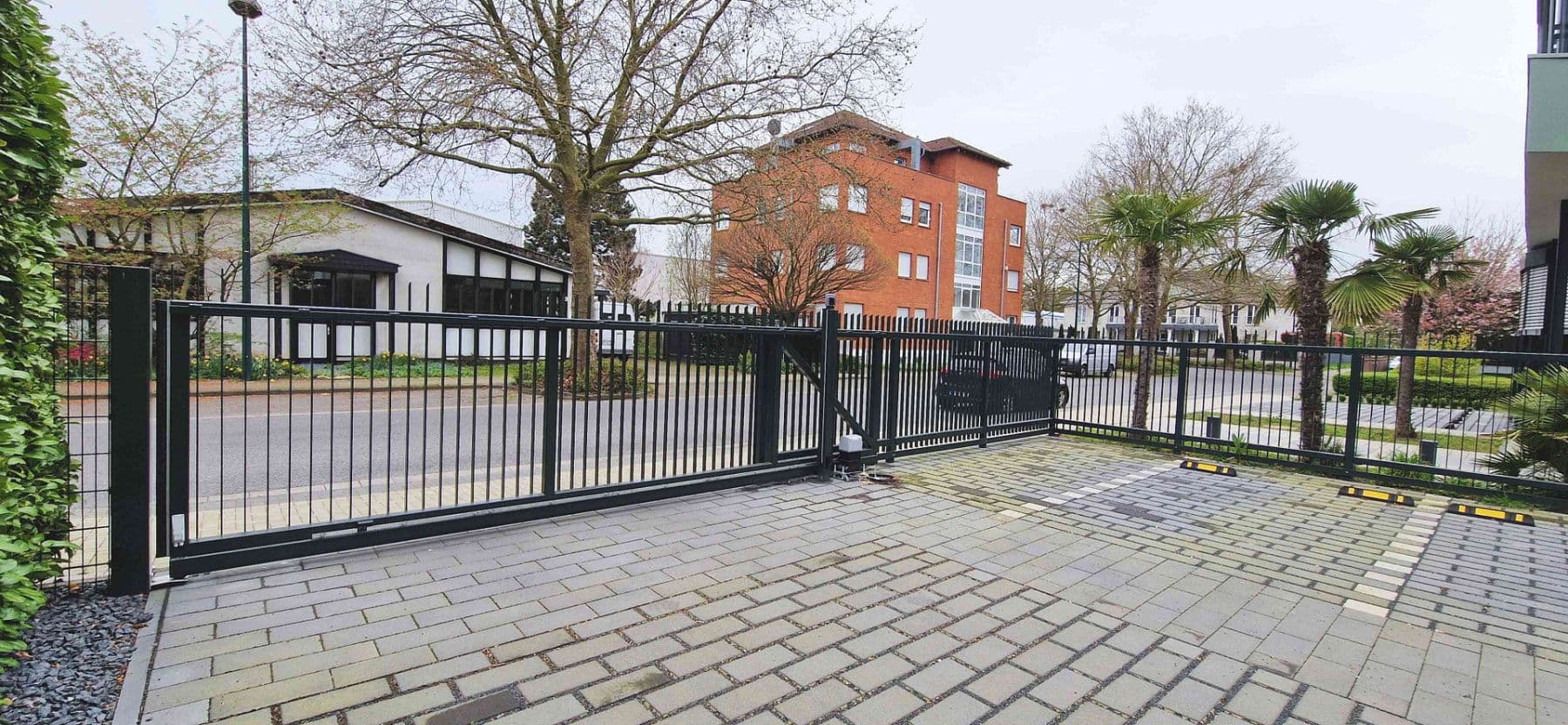 Predaj kancelárie 1.160 m², Hürth, Severné Porýnie - Westfálsko Predaj kancelárie 1.160 m², Hürth, Severné Porýnie - Westfálsko