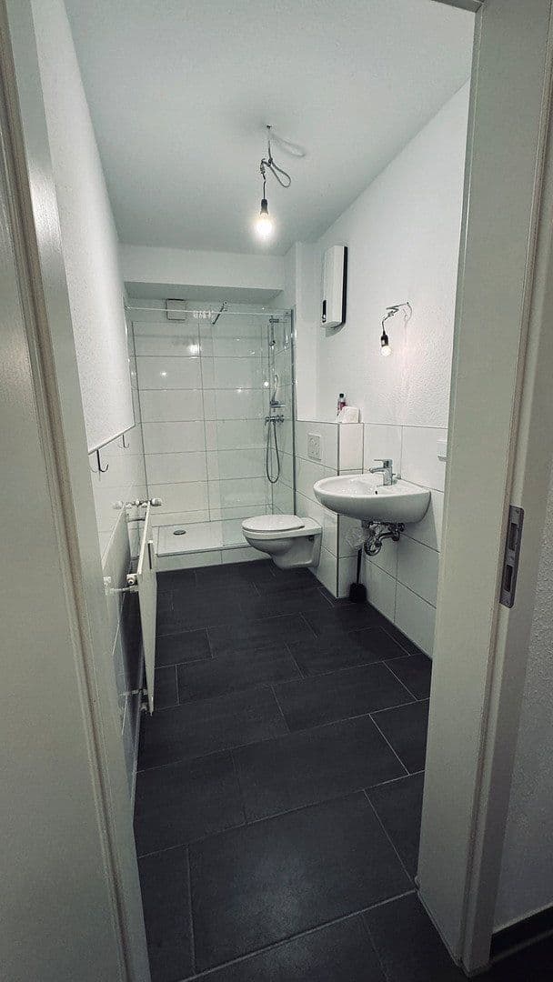 Prenájom bytu 2-izbový 51 m², Frohnhauserstraße 137, Essen, Severné Porýnie - Westfálsko Prenájom bytu 2-izbový 51 m², Frohnhauserstraße 137, Essen, Severné Porýnie - Westfálsko