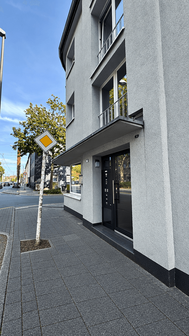 Prenájom bytu 2-izbový 51 m², Frohnhauserstraße 137, Essen, Severné Porýnie - Westfálsko Prenájom bytu 2-izbový 51 m², Frohnhauserstraße 137, Essen, Severné Porýnie - Westfálsko