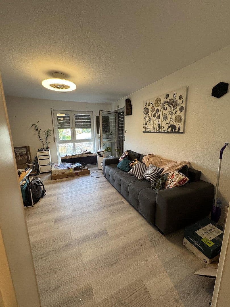 Prenájom bytu 2-izbový 52 m², Hallesche Allee 13, Karlsruhe, Bádensko-Wurttembersko Prenájom bytu 2-izbový 52 m², Hallesche Allee 13, Karlsruhe, Bádensko-Wurttembersko