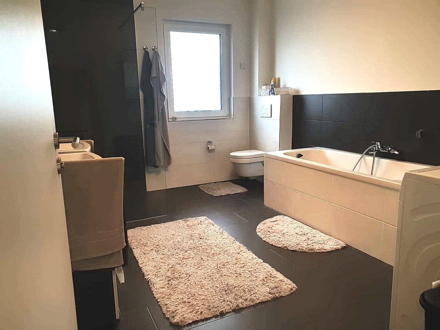 Predaj domu 145 m², pozemok 230 m², Feucht, Bavorsko Predaj domu 145 m², pozemok 230 m², Feucht, Bavorsko