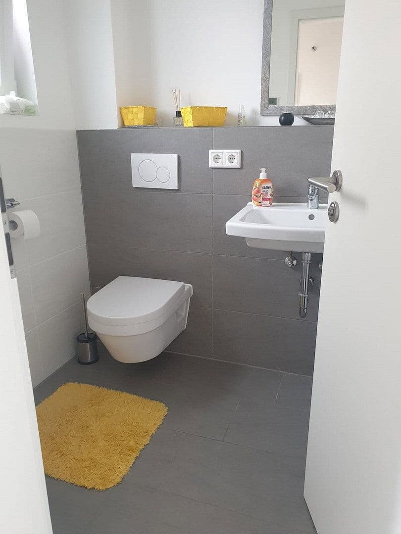 Predaj domu 145 m², pozemok 230 m², Feucht, Bavorsko Predaj domu 145 m², pozemok 230 m², Feucht, Bavorsko