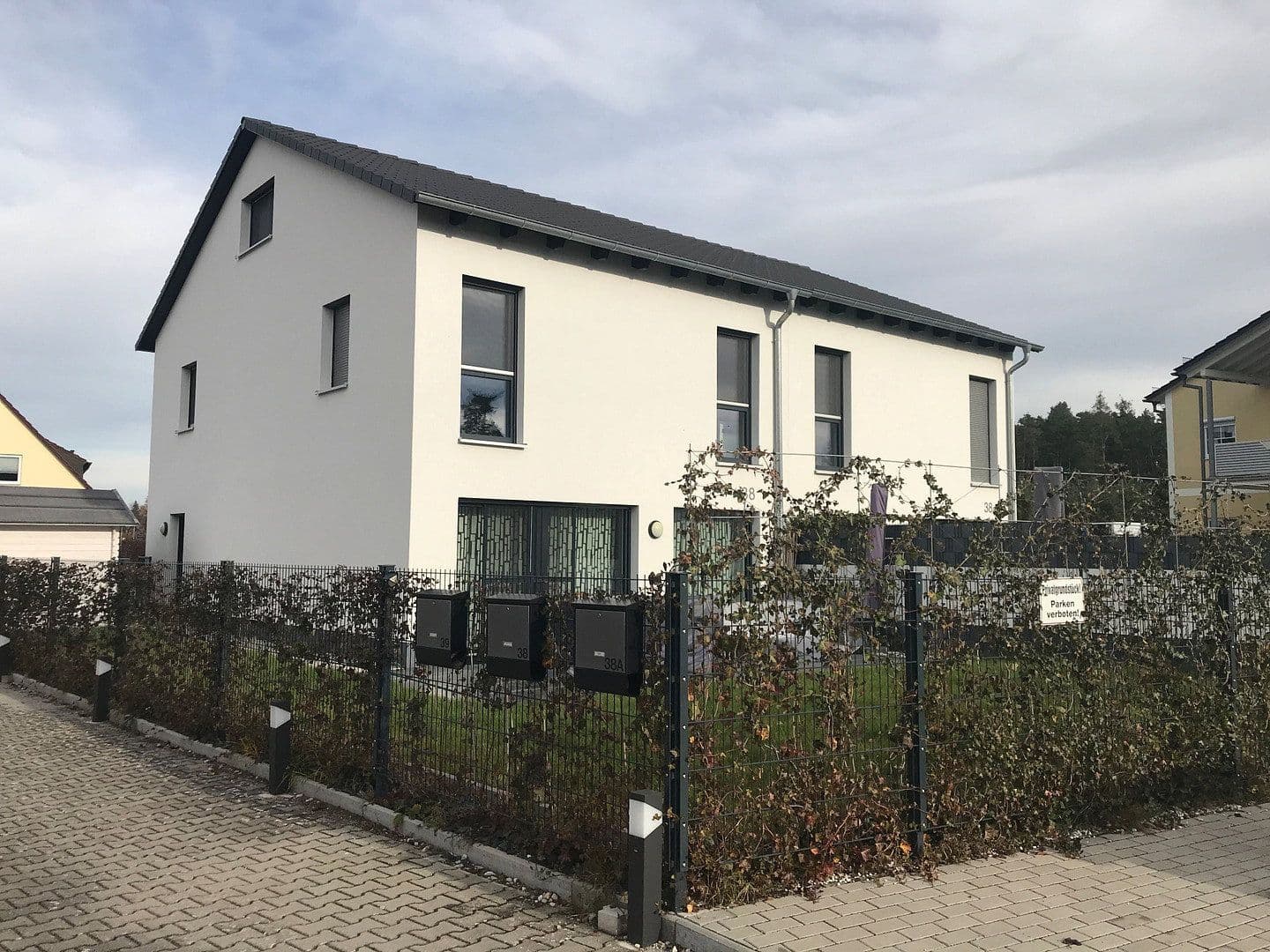 Predaj domu 145 m², pozemok 230 m², Feucht, Bavorsko Predaj domu 145 m², pozemok 230 m², Feucht, Bavorsko