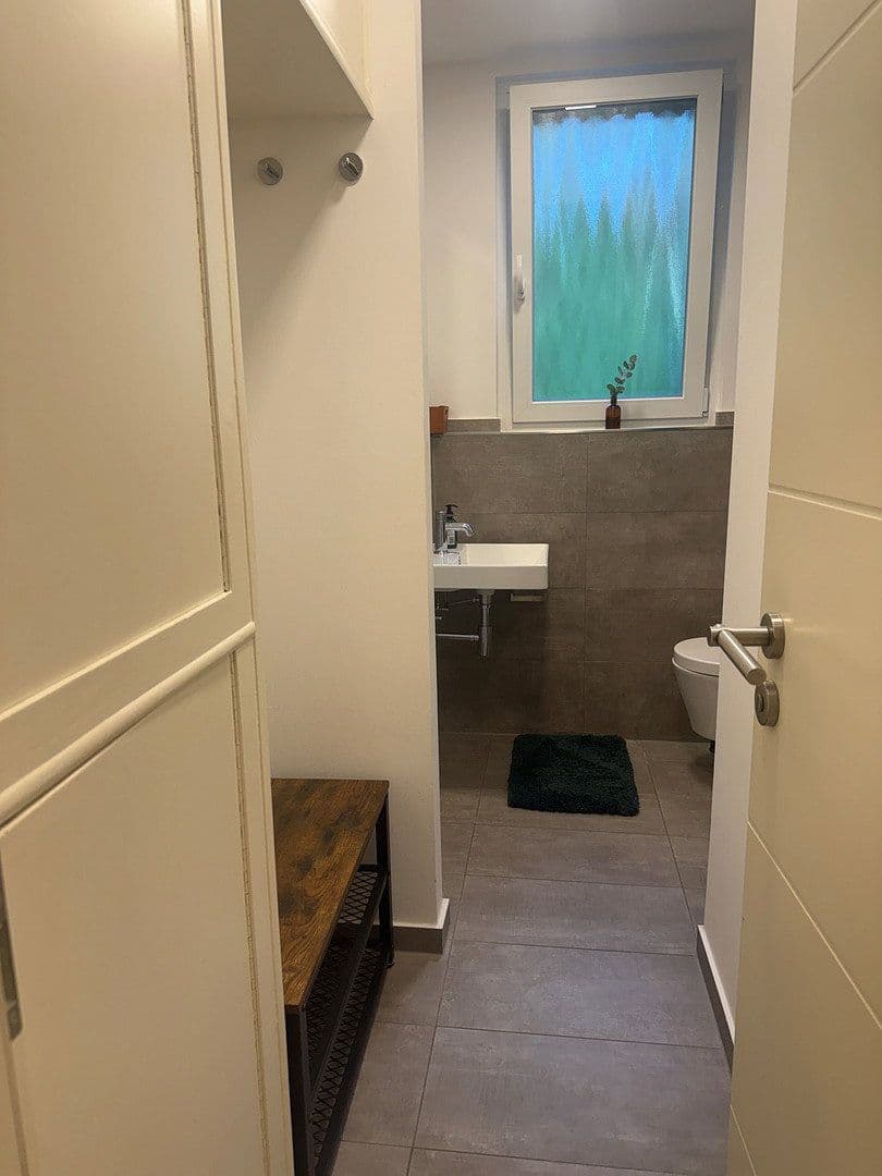 Prenájom bytu 2-izbový 57 m², Berlin-Steglitz, Berlín Prenájom bytu 2-izbový 57 m², Berlin-Steglitz, Berlín