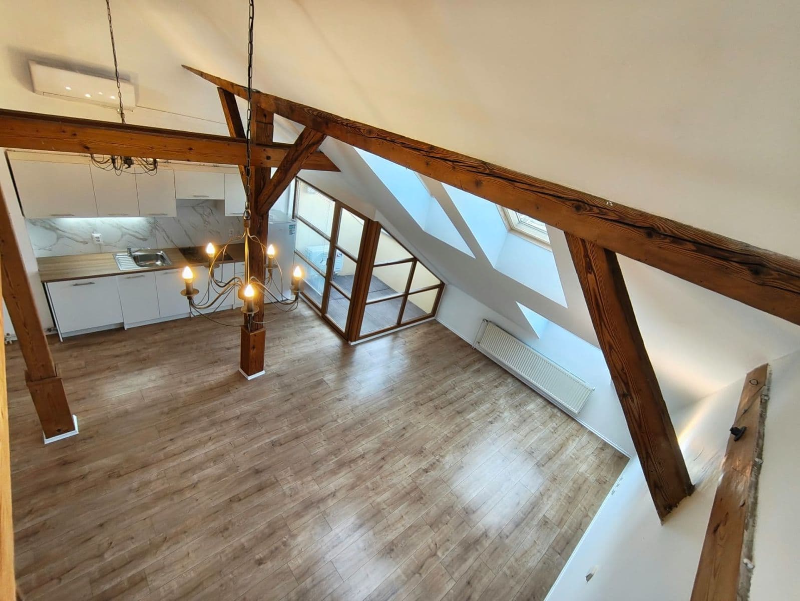 Prenájom bytu 3-izbový 104 m², Chlumčanského, Praha, Praha Prenájom bytu 3-izbový 104 m², Chlumčanského, Praha, Praha