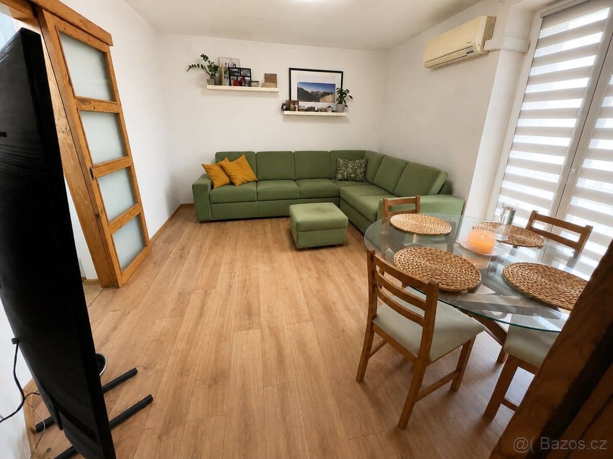 Predaj bytu 3-izbový 63 m², Mírová, Kralovice, Plzeňský kraj Predaj bytu 3-izbový 63 m², Mírová, Kralovice, Plzeňský kraj