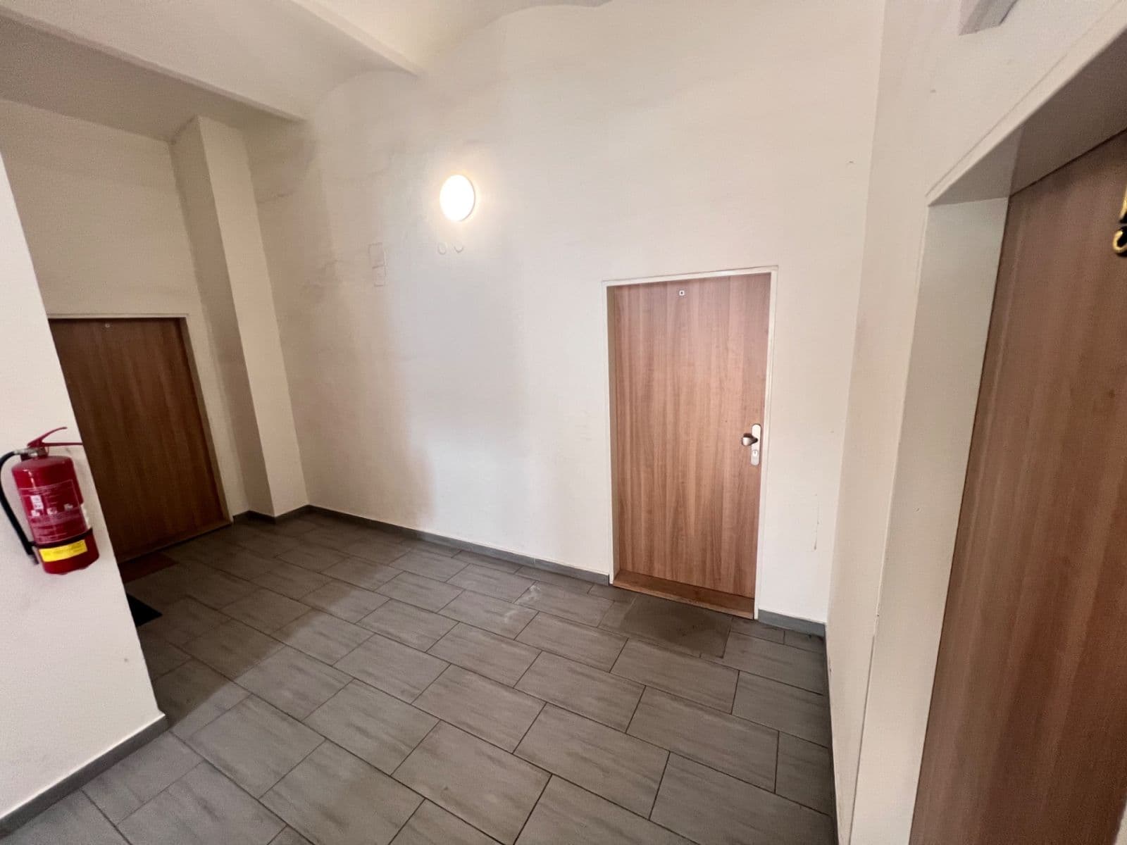 Predaj bytu 1-izbový 44 m², Dubická, Česká Lípa, Liberecký kraj Predaj bytu 1-izbový 44 m², Dubická, Česká Lípa, Liberecký kraj