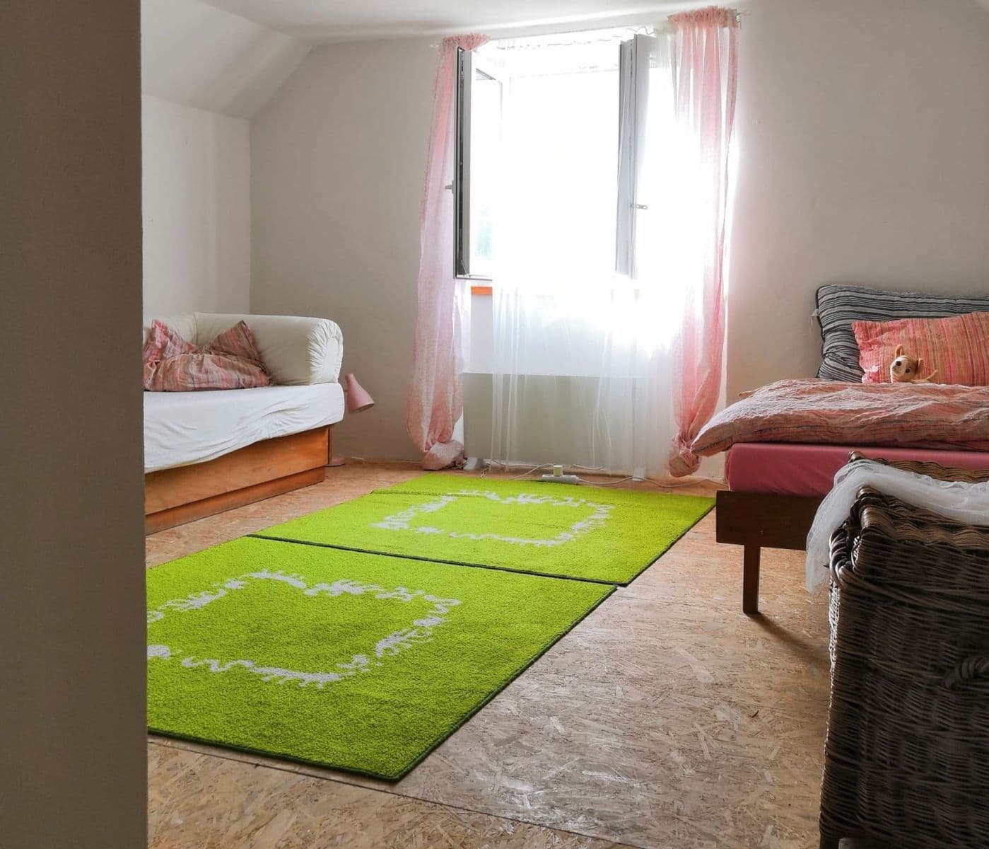Prenájom bytu 3-izbový 110 m², Černá v Pošumaví, Jihočeský kraj Prenájom bytu 3-izbový 110 m², Černá v Pošumaví, Jihočeský kraj