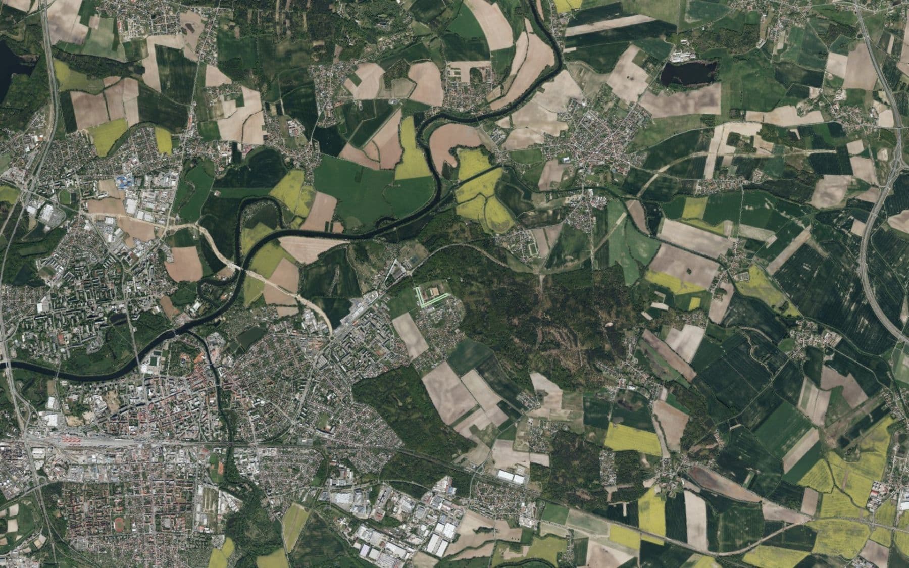 Predaj pozemku 8.098 m², Spojil, Pardubický kraj Predaj pozemku 8.098 m², Spojil, Pardubický kraj