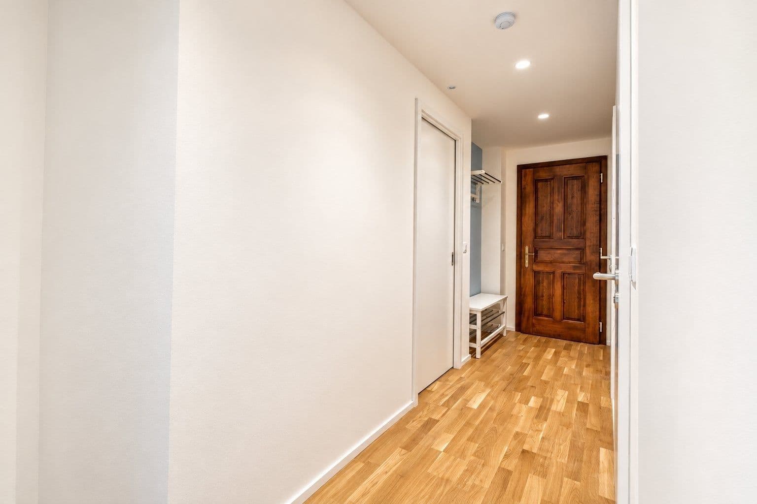 Prenájom bytu 2-izbový 57 m², Magistrů, Praha, Praha Prenájom bytu 2-izbový 57 m², Magistrů, Praha, Praha