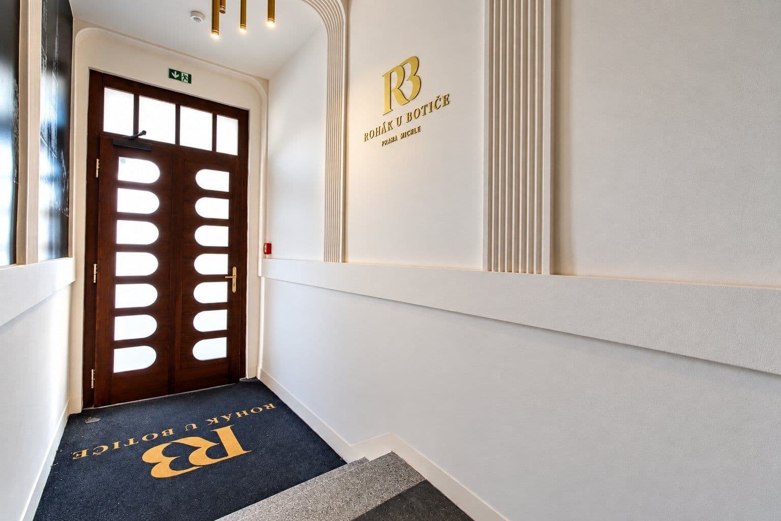 Prenájom bytu 2-izbový 57 m², Magistrů, Praha, Praha Prenájom bytu 2-izbový 57 m², Magistrů, Praha, Praha