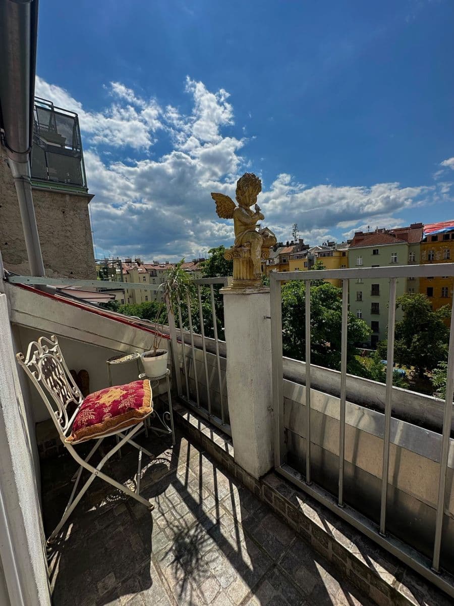 Predaj bytu 3-izbový 44 m², Lublaňská, Praha, Praha Predaj bytu 3-izbový 44 m², Lublaňská, Praha, Praha