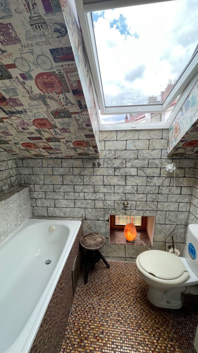 Predaj bytu 3-izbový 44 m², Lublaňská, Praha, Praha Predaj bytu 3-izbový 44 m², Lublaňská, Praha, Praha