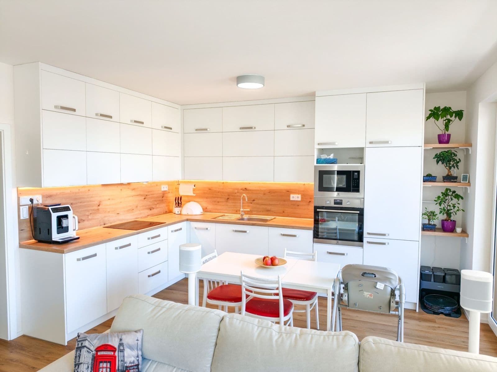 Predaj bytu 4-izbový 100 m², Plzeň, Plzeňský kraj Predaj bytu 4-izbový 100 m², Plzeň, Plzeňský kraj