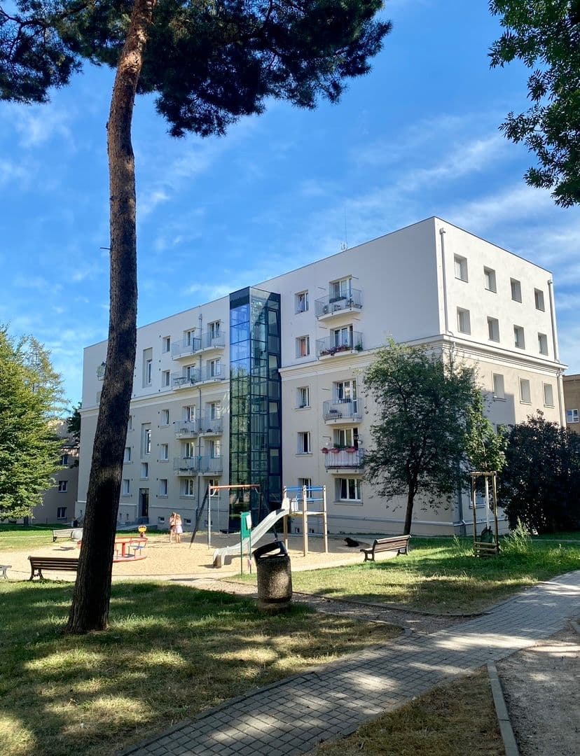 Predaj bytu 2-izbový 38 m², Na Dlouhém lánu, Praha, Praha Predaj bytu 2-izbový 38 m², Na Dlouhém lánu, Praha, Praha