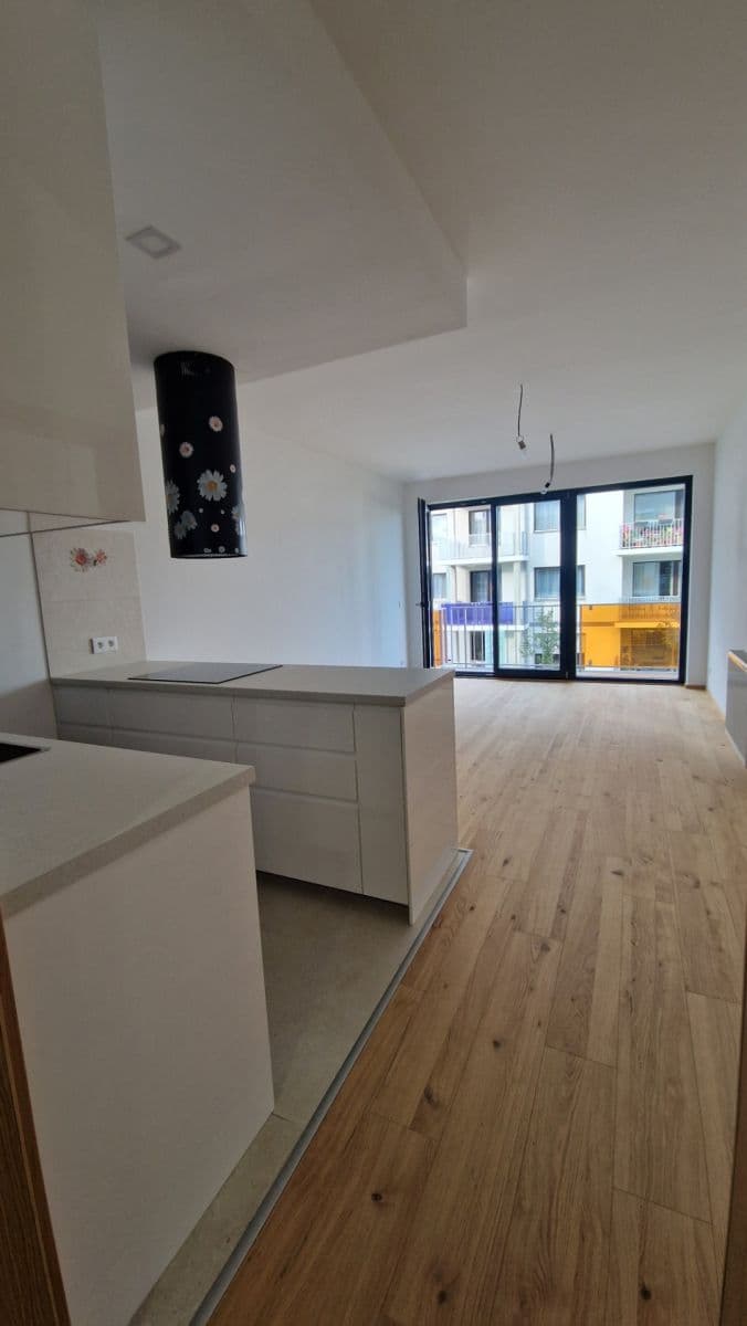 Prenájom bytu 2-izbový 51 m², K Beranovu, Praha, Praha Prenájom bytu 2-izbový 51 m², K Beranovu, Praha, Praha