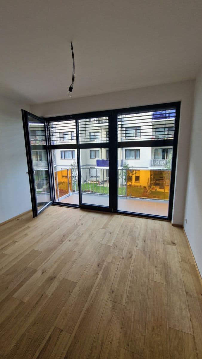 Prenájom bytu 2-izbový 51 m², K Beranovu, Praha, Praha Prenájom bytu 2-izbový 51 m², K Beranovu, Praha, Praha
