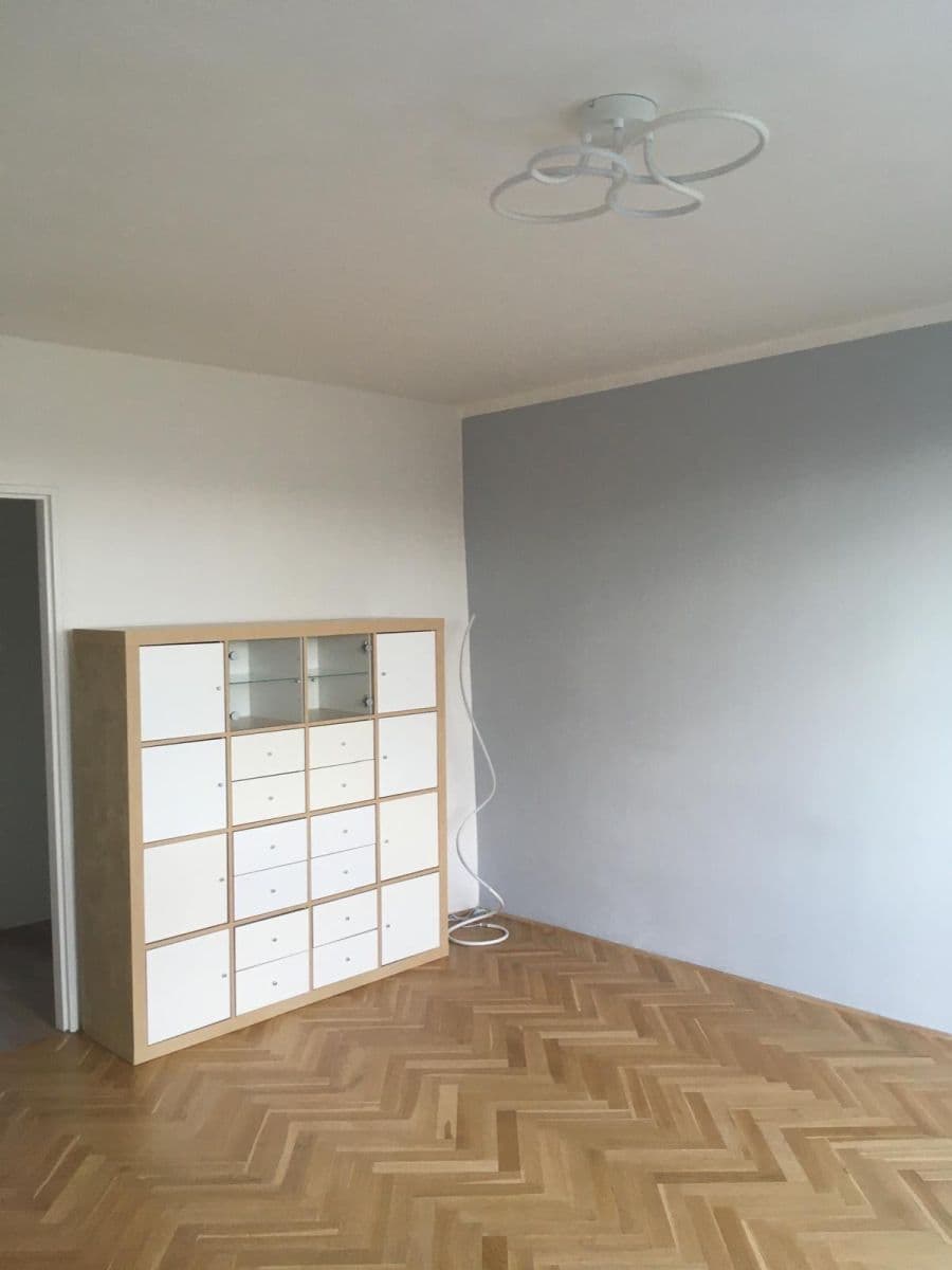 Prenájom bytu 3-izbový 68 m², P. F. Ledvinky, Havlíčkův Brod, Kraj Vysočina Prenájom bytu 3-izbový 68 m², P. F. Ledvinky, Havlíčkův Brod, Kraj Vysočina
