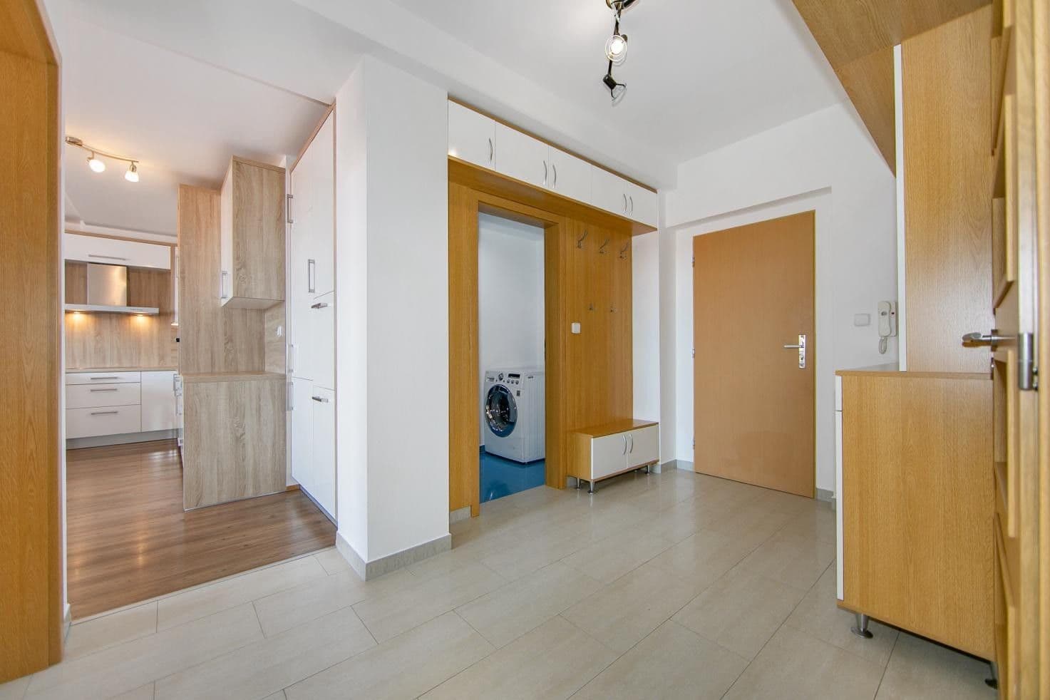 Predaj bytu 3-izbový 82 m², Otýlie Beníškové, Plzeň, Plzeňský kraj Predaj bytu 3-izbový 82 m², Otýlie Beníškové, Plzeň, Plzeňský kraj