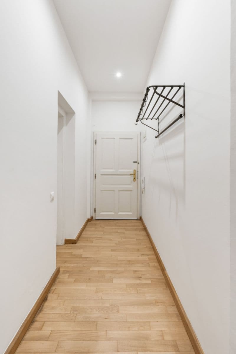Prenájom bytu 2-izbový 59 m², Dělnická, Praha, Praha Prenájom bytu 2-izbový 59 m², Dělnická, Praha, Praha