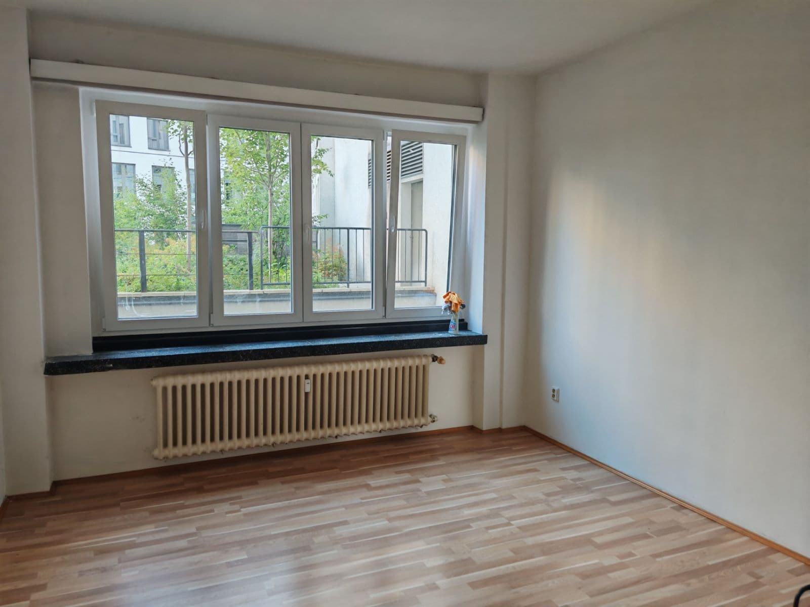 Prenájom bytu 2-izbový 50 m², U Elektrárny, Praha, Praha Prenájom bytu 2-izbový 50 m², U Elektrárny, Praha, Praha