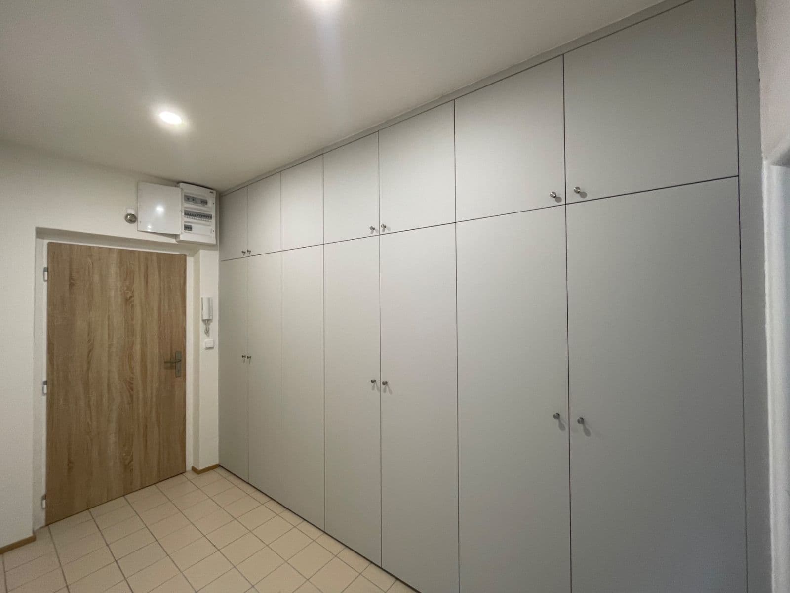 Prenájom bytu 2-izbový 53 m², Nad Alejí, Praha, Praha Prenájom bytu 2-izbový 53 m², Nad Alejí, Praha, Praha