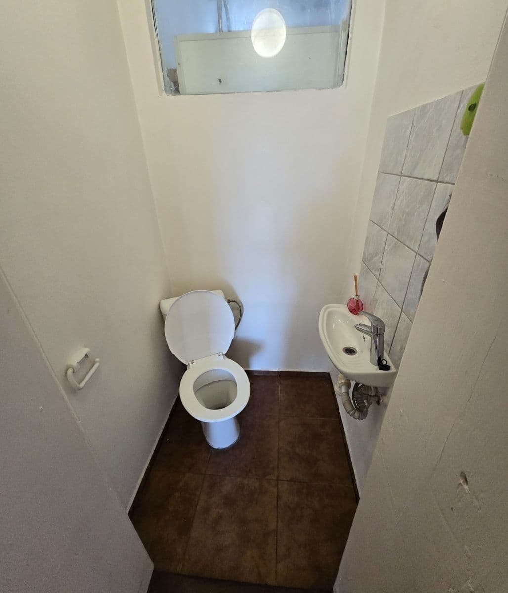 Prenájom bytu 2-izbový 60 m², Lidická, Česká Kamenice, Ústecký kraj Prenájom bytu 2-izbový 60 m², Lidická, Česká Kamenice, Ústecký kraj