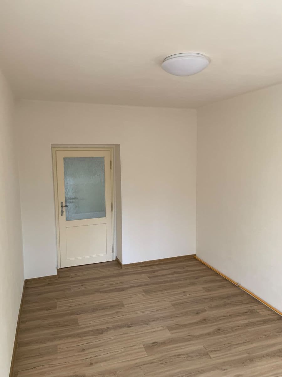 Prenájom bytu 2-izbový 37 m², V Korytech, Praha, Praha Prenájom bytu 2-izbový 37 m², V Korytech, Praha, Praha