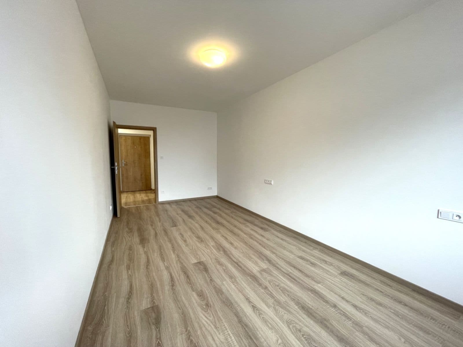 Prenájom bytu 2-izbový 59 m², U Sportovní školy, Pardubice, Pardubický kraj Prenájom bytu 2-izbový 59 m², U Sportovní školy, Pardubice, Pardubický kraj
