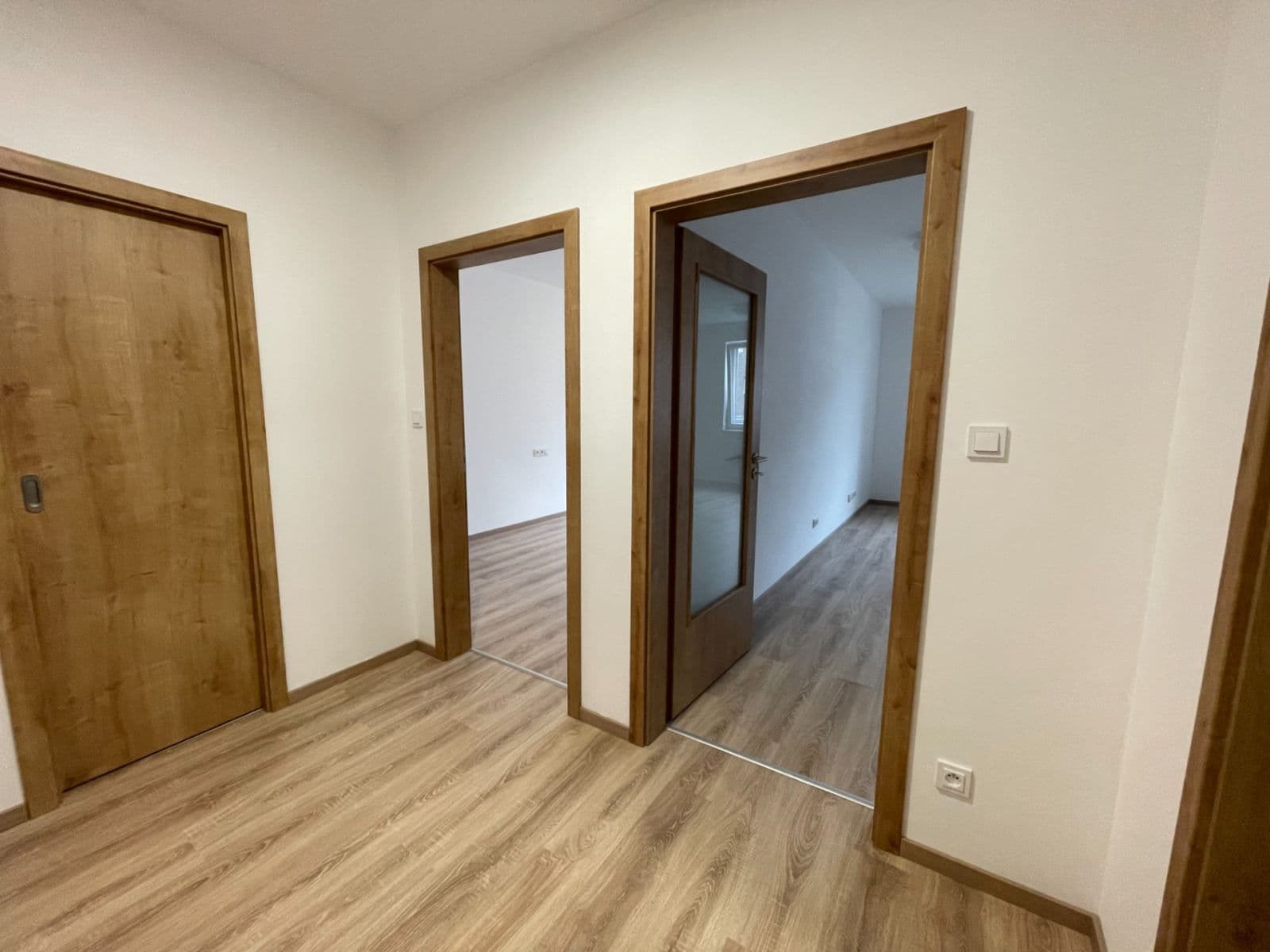 Prenájom bytu 2-izbový 59 m², U Sportovní školy, Pardubice, Pardubický kraj Prenájom bytu 2-izbový 59 m², U Sportovní školy, Pardubice, Pardubický kraj
