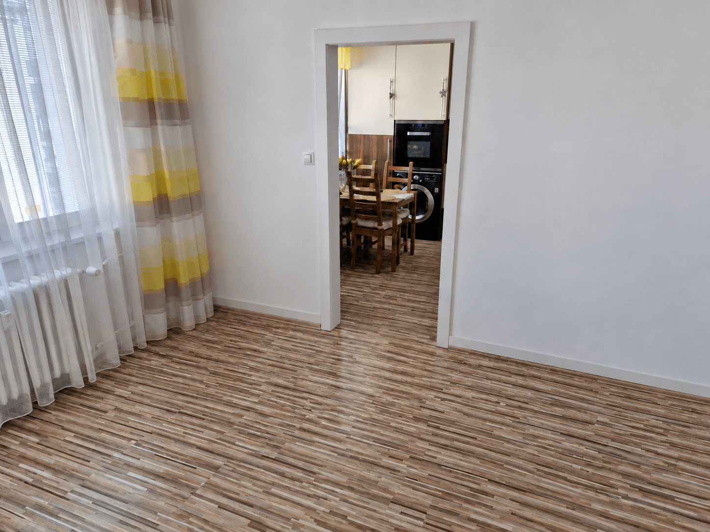 Prenájom bytu 3-izbový 64 m², Dělnická, Karlovy Vary, Karlovarský kraj Prenájom bytu 3-izbový 64 m², Dělnická, Karlovy Vary, Karlovarský kraj