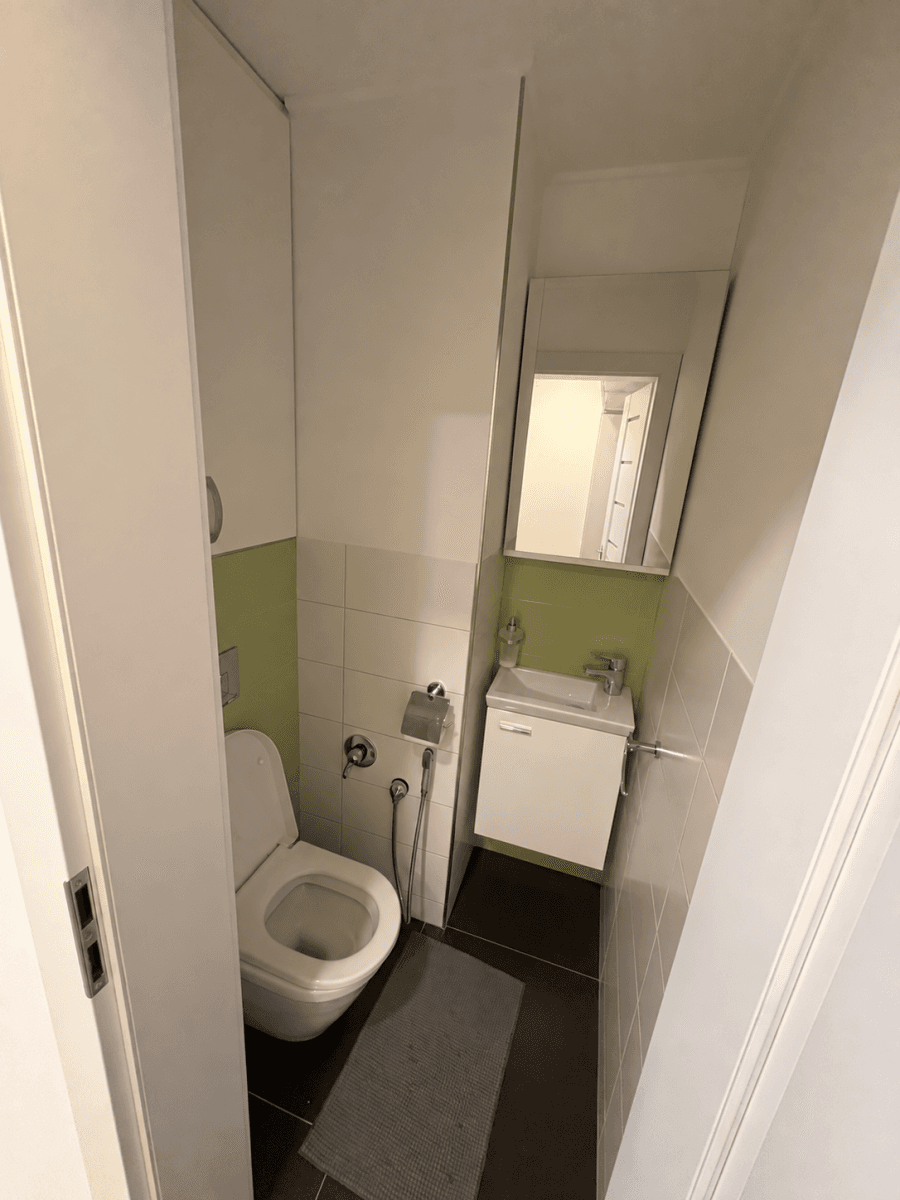 Prenájom bytu 3-izbový 64 m², Dělnická, Karlovy Vary, Karlovarský kraj Prenájom bytu 3-izbový 64 m², Dělnická, Karlovy Vary, Karlovarský kraj