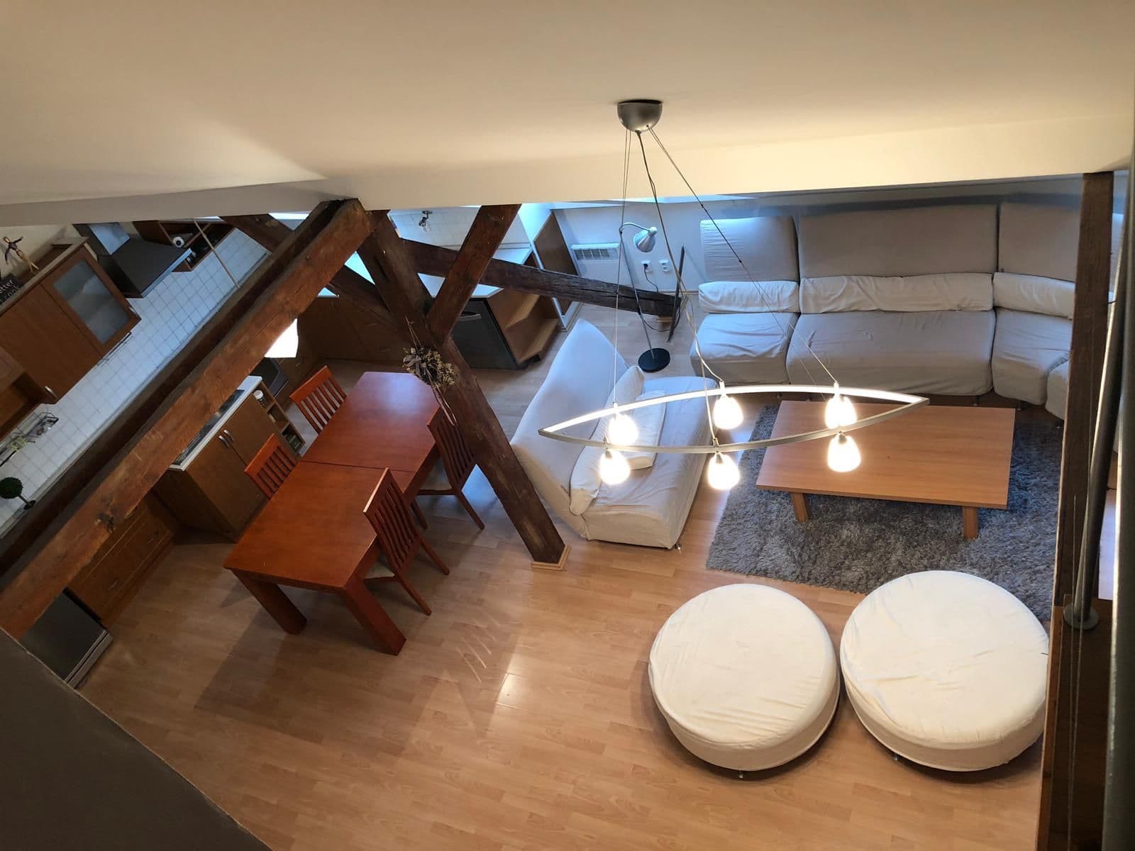 Prenájom bytu 156 m², Husitská, Praha, Praha Prenájom bytu 156 m², Husitská, Praha, Praha