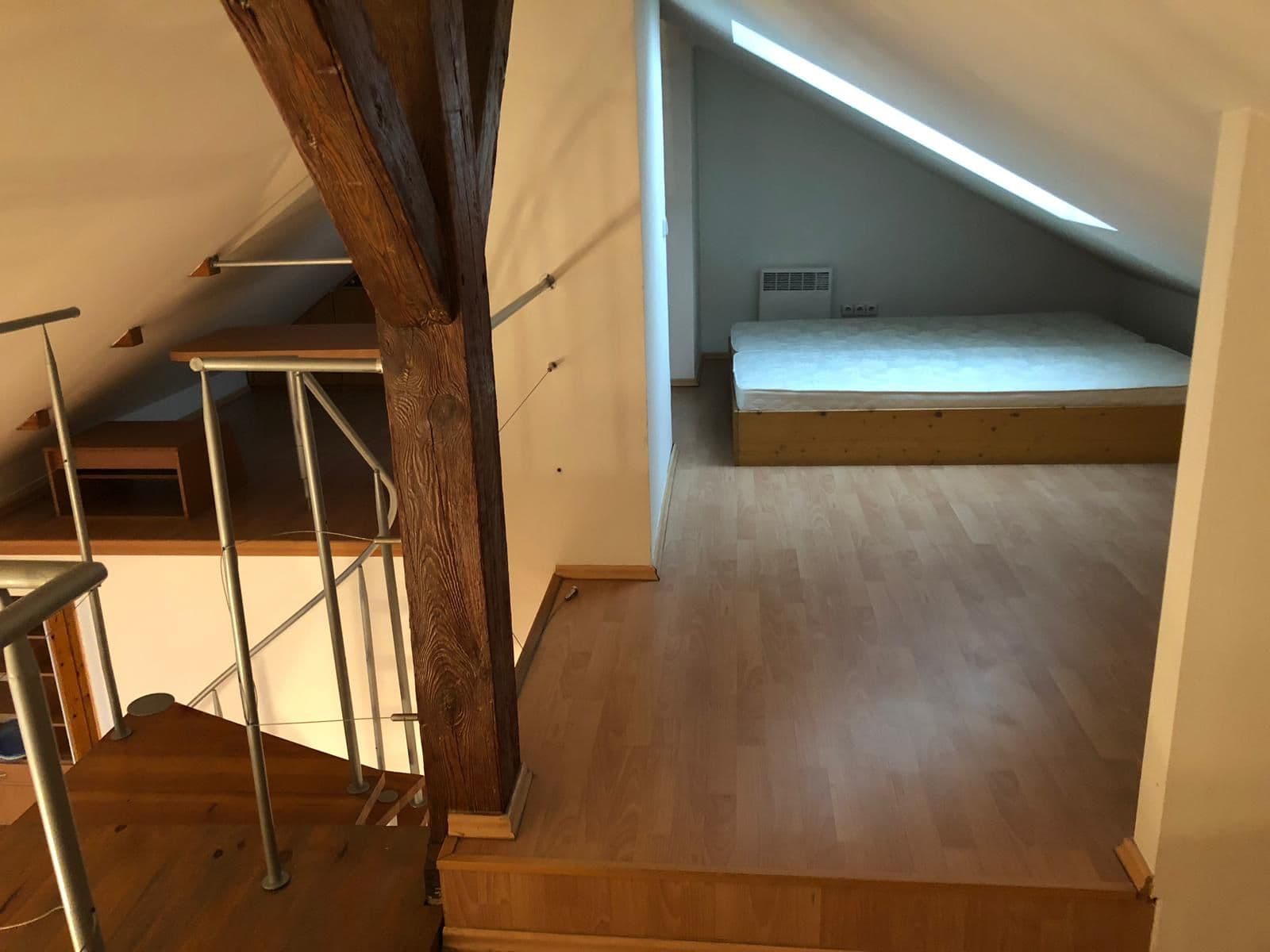 Prenájom bytu 156 m², Husitská, Praha, Praha Prenájom bytu 156 m², Husitská, Praha, Praha