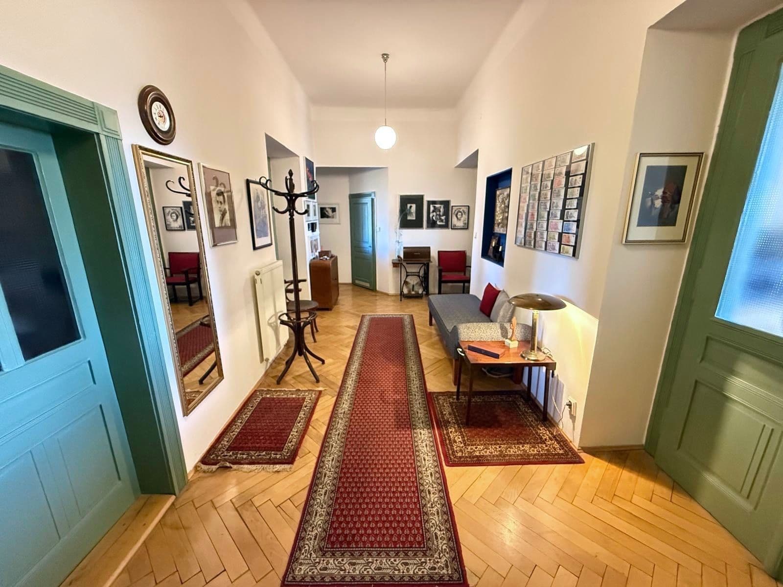 Predaj bytu 3-izbový 124 m², Na Plzeňce, Praha, Praha Predaj bytu 3-izbový 124 m², Na Plzeňce, Praha, Praha