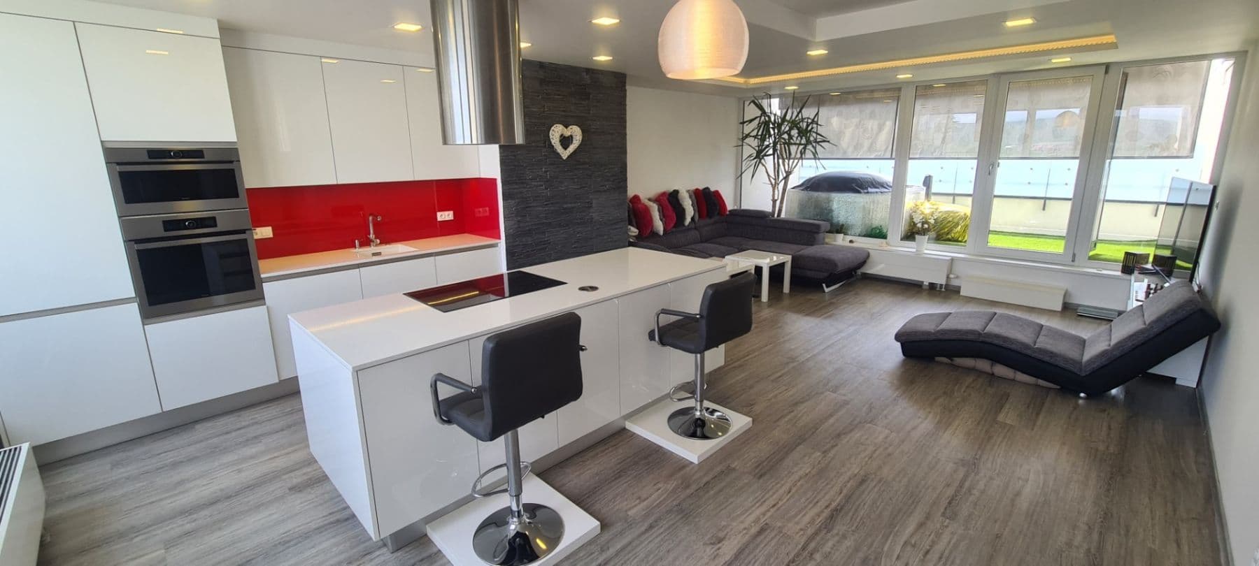 Prenájom bytu 5-izbový 122 m², Nad Přehradou, Brno, Jihomoravský kraj Prenájom bytu 5-izbový 122 m², Nad Přehradou, Brno, Jihomoravský kraj