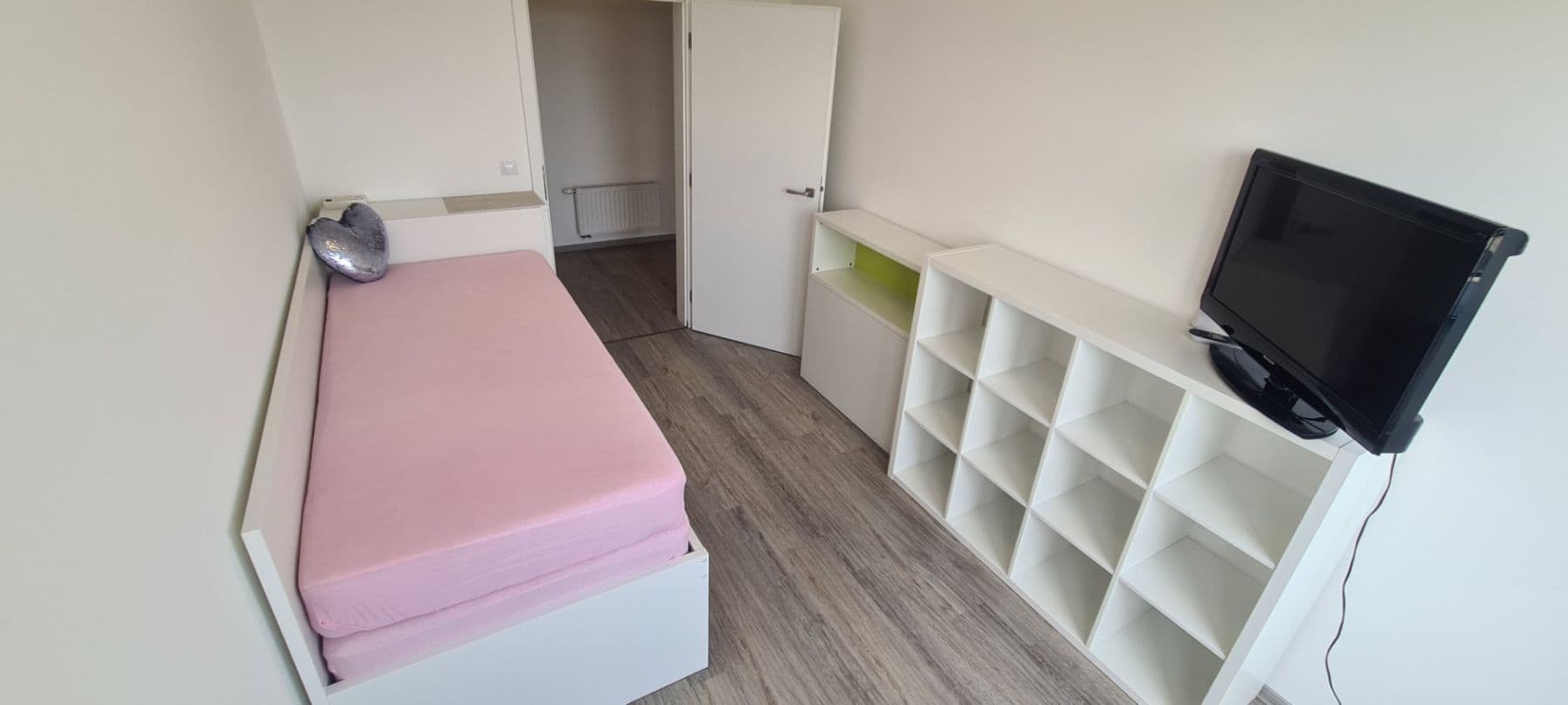Prenájom bytu 5-izbový 122 m², Nad Přehradou, Brno, Jihomoravský kraj Prenájom bytu 5-izbový 122 m², Nad Přehradou, Brno, Jihomoravský kraj