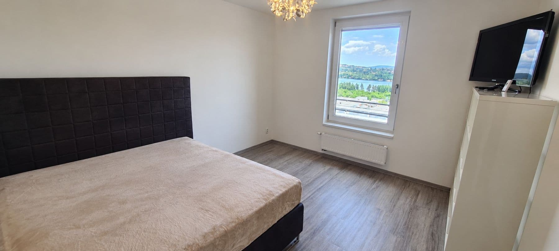 Prenájom bytu 5-izbový 122 m², Nad Přehradou, Brno, Jihomoravský kraj Prenájom bytu 5-izbový 122 m², Nad Přehradou, Brno, Jihomoravský kraj