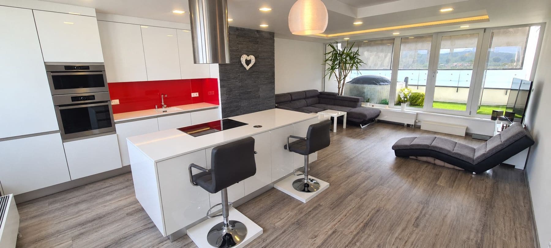 Prenájom bytu 5-izbový 122 m², Nad Přehradou, Brno, Jihomoravský kraj Prenájom bytu 5-izbový 122 m², Nad Přehradou, Brno, Jihomoravský kraj