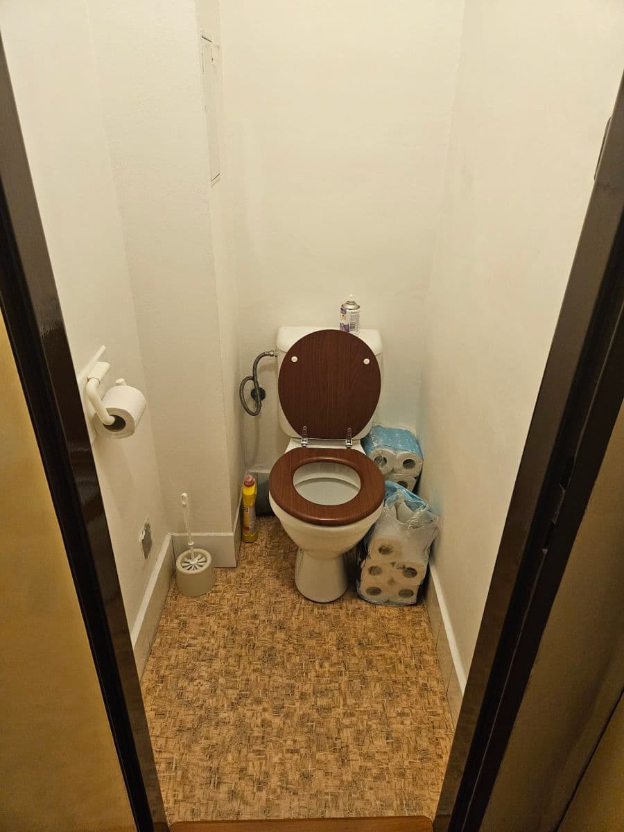 Prenájom bytu 2-izbový 57 m², Kolbenova, Praha, Praha Prenájom bytu 2-izbový 57 m², Kolbenova, Praha, Praha