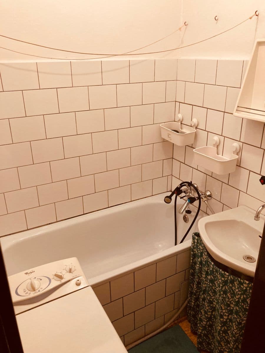 Prenájom bytu 2-izbový 57 m², Kolbenova, Praha, Praha Prenájom bytu 2-izbový 57 m², Kolbenova, Praha, Praha