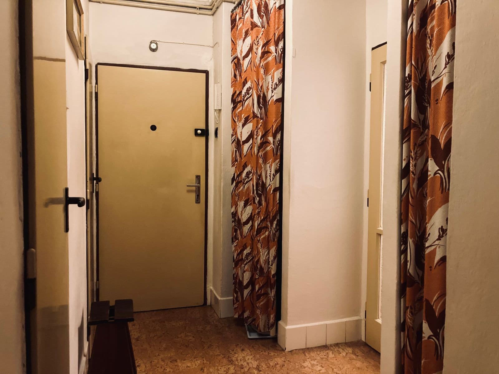 Prenájom bytu 2-izbový 57 m², Kolbenova, Praha, Praha Prenájom bytu 2-izbový 57 m², Kolbenova, Praha, Praha