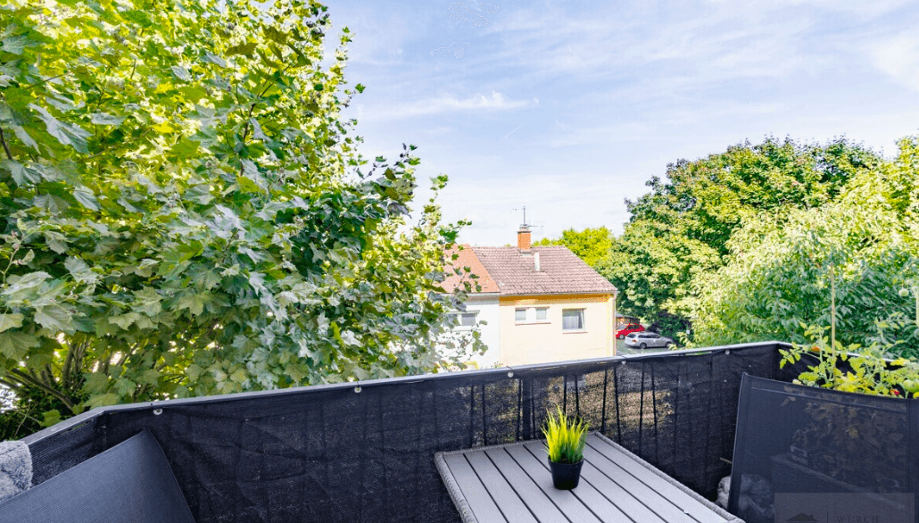Prenájom bytu 3-izbový 73 m², Vogesenstraße 10, Müllheim im Markgräflerland, Bádensko-Wurttembersko Prenájom bytu 3-izbový 73 m², Vogesenstraße 10, Müllheim im Markgräflerland, Bádensko-Wurttembersko