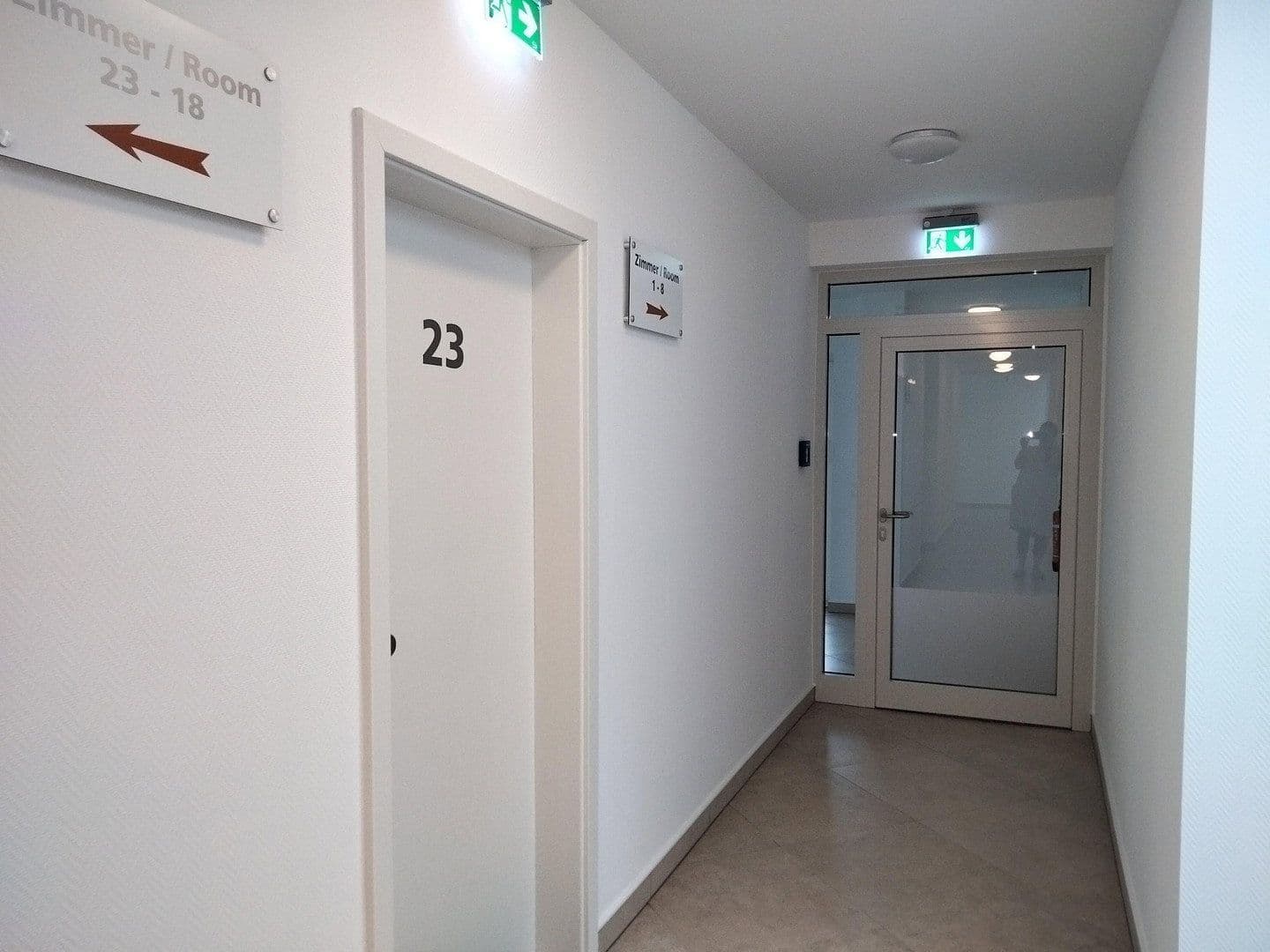 Predaj nebytového priestoru 1.400 m², Rösrath, Severné Porýnie - Westfálsko Predaj nebytového priestoru 1.400 m², Rösrath, Severné Porýnie - Westfálsko