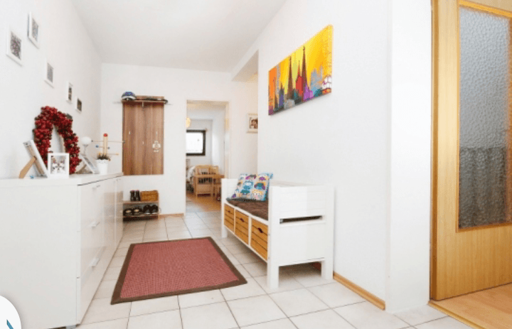 Prenájom bytu 4-izbový 97 m², Erftstadt, Severné Porýnie - Westfálsko Prenájom bytu 4-izbový 97 m², Erftstadt, Severné Porýnie - Westfálsko