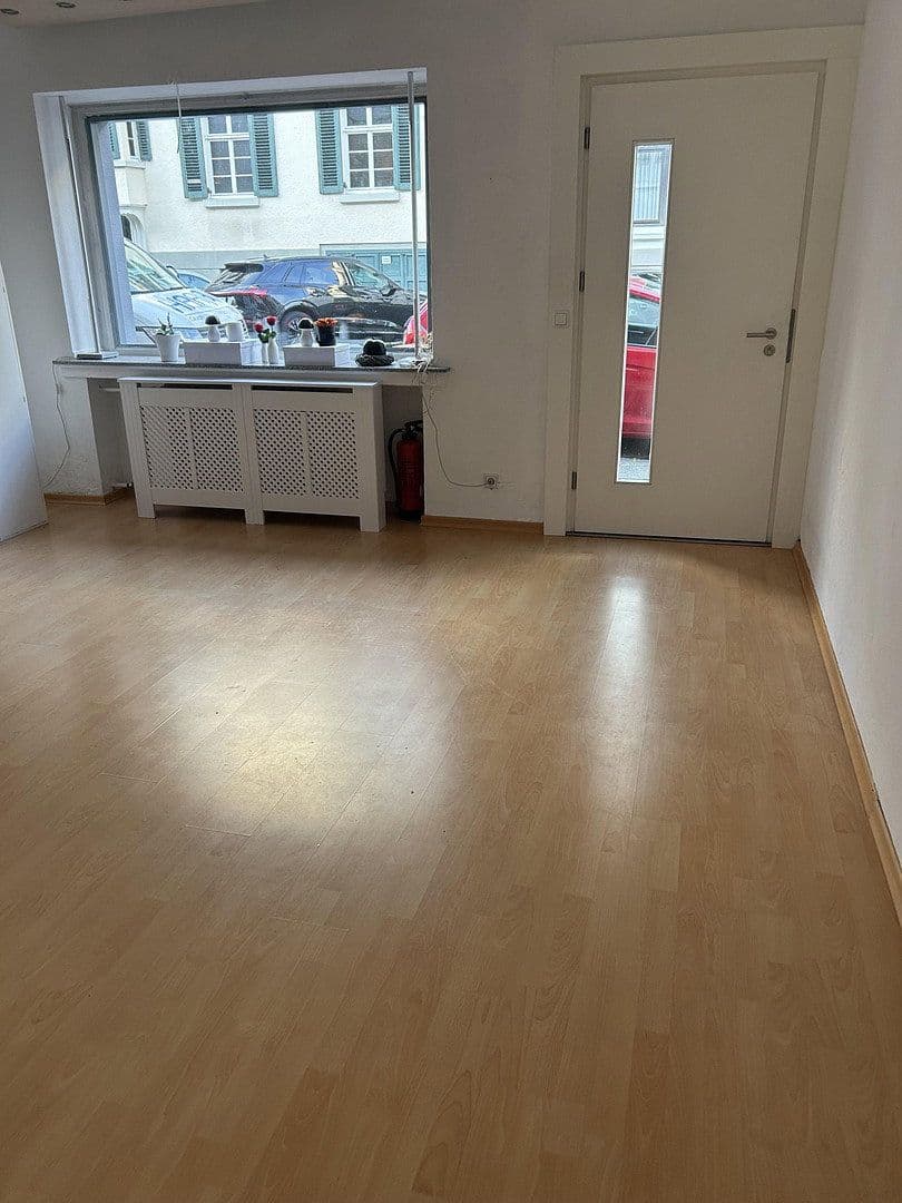 Prenájom kancelárie 50 m², Schillerstraße 61, Mönchengladbach, Severné Porýnie - Westfálsko Prenájom kancelárie 50 m², Schillerstraße 61, Mönchengladbach, Severné Porýnie - Westfálsko