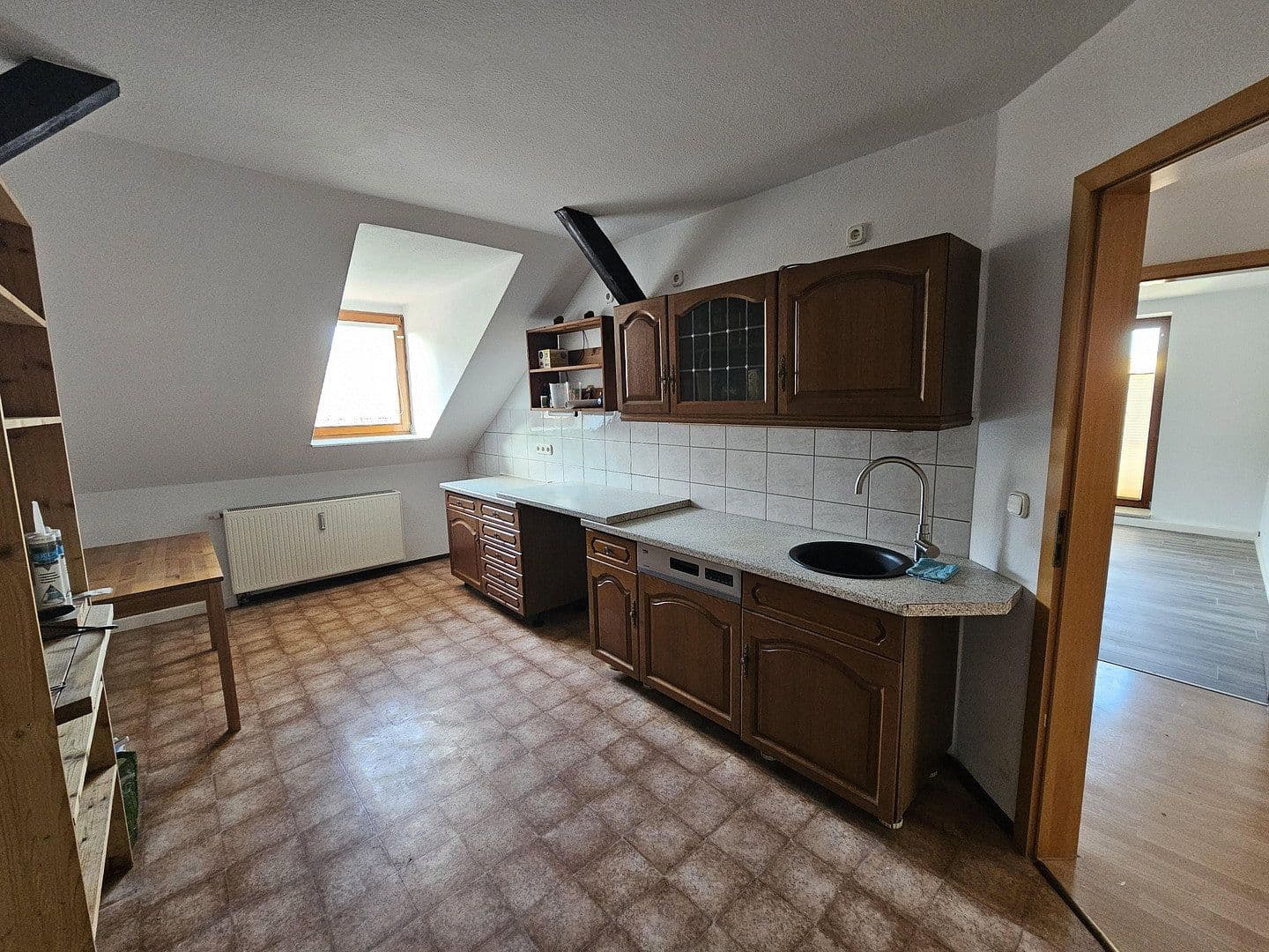Prenájom bytu 3-izbový 72 m², Kitscherstr 10 H2, Crimmitschau, Sasko Prenájom bytu 3-izbový 72 m², Kitscherstr 10 H2, Crimmitschau, Sasko